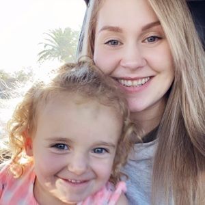 Meet your Posher, Cassandra